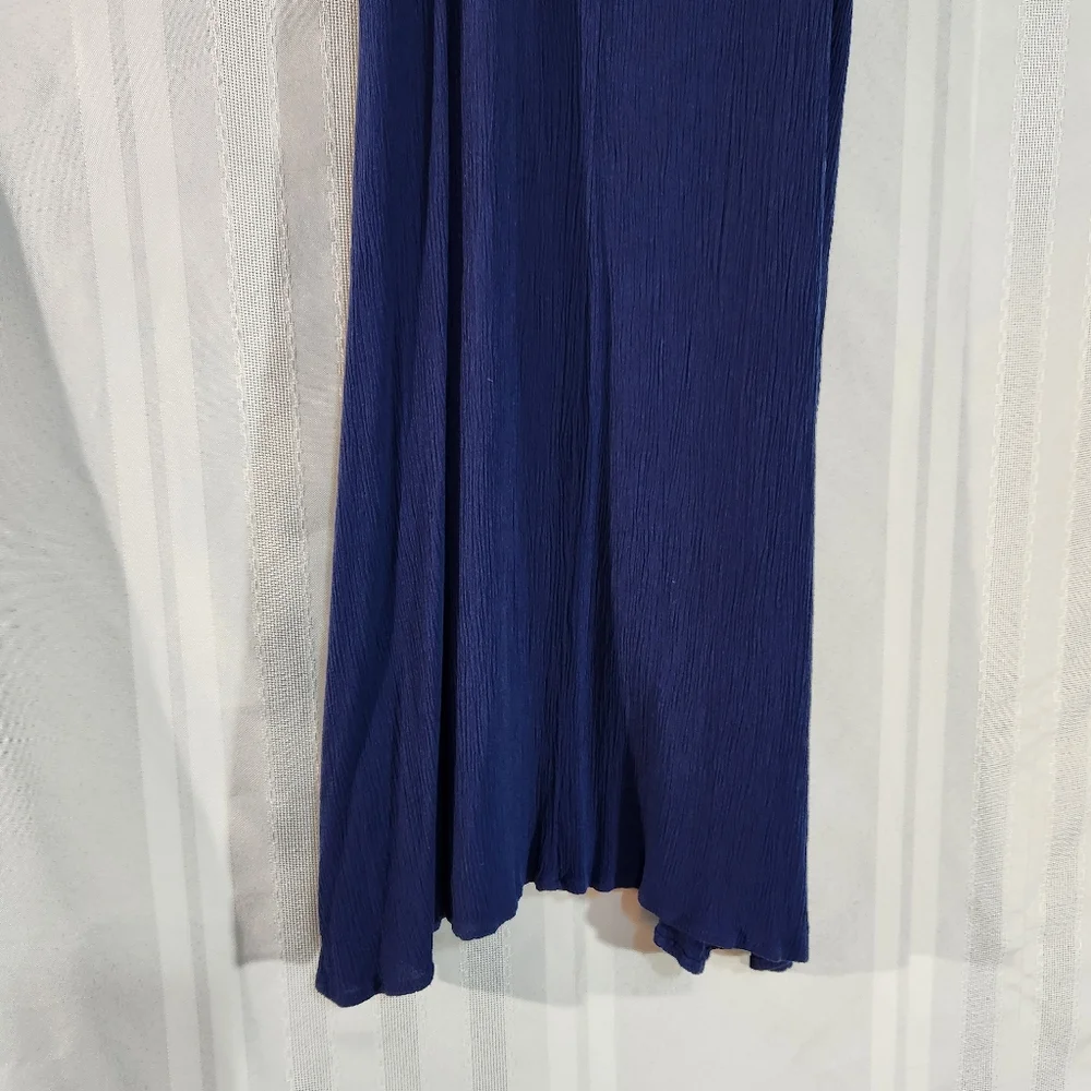 AS U WISH EMBROIDERY SLEEVELESS NAVYBLUE DRESS SIZE LARGE
